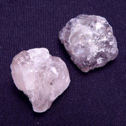 画像1: ロシアンフェナカイト 原石（特大 4.2 〜 4.4g）