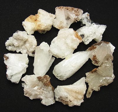 ホワイトヘミモルファイト 結晶
