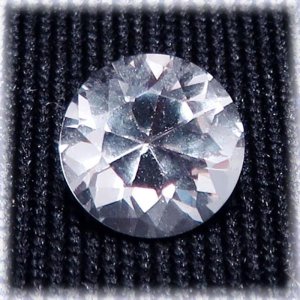 画像: ダンビュライト ラウンド カット ルース（0.8ct）