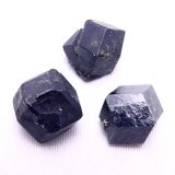 画像: メラナイト（アンドラダイト）　原石（小）