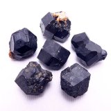 画像: メラナイト（アンドラダイト）　原石（大）