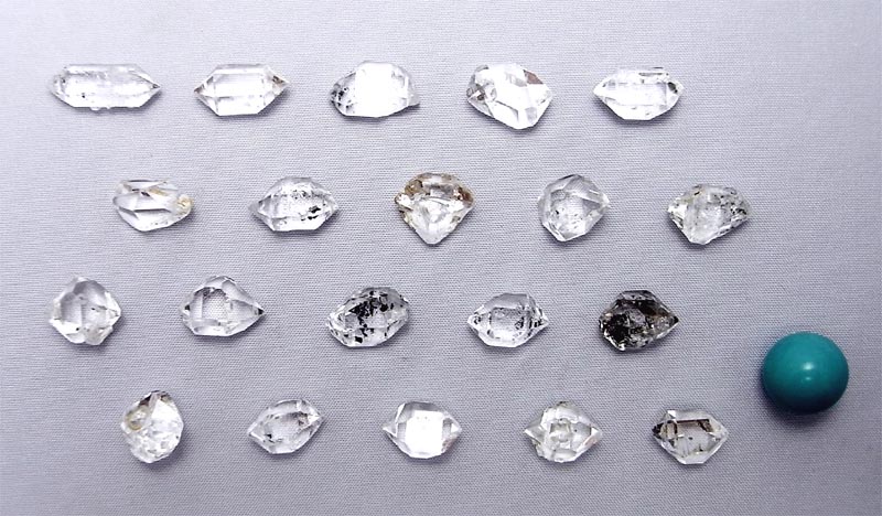 画像: ハーキマーダイヤモンド ポイント（0.4〜0.5g）