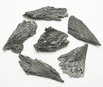 画像1: ブラックカイヤナイト 原石（小）