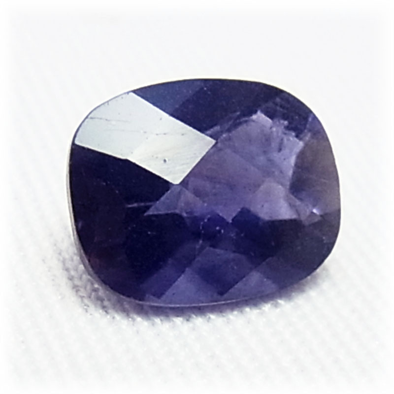 画像: アイオライト　オーバルカット（1.88ct）