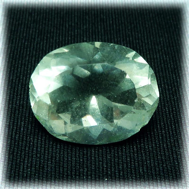 画像: グリーンフローライト オーバル カット ルース（23.15ct）