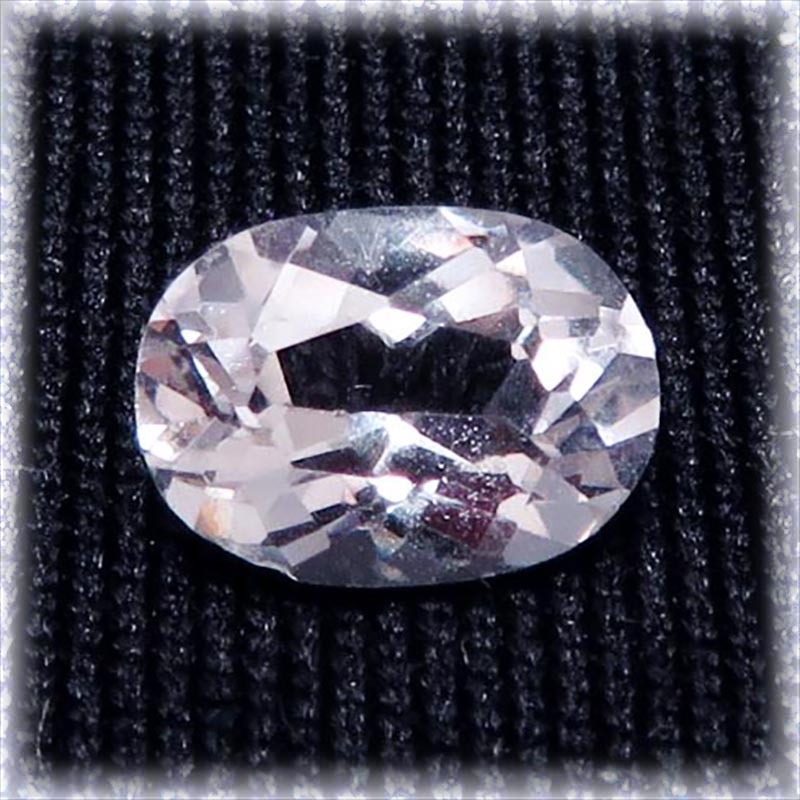 画像1: ダンビュライト オーバル カット ルース（0.78ct）