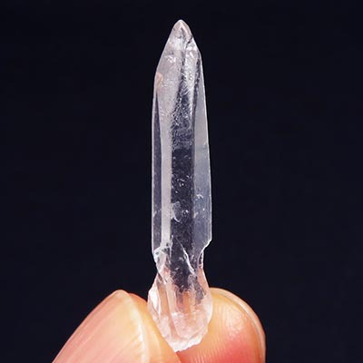 画像: グウィンデルクォーツ・グインデルクォーツ（ねじれ水晶）　ポイント（小）