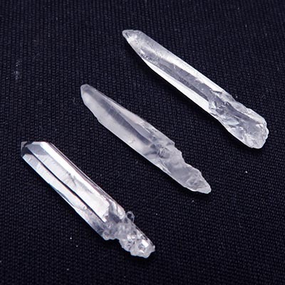 画像1: グウィンデルクォーツ・グインデルクォーツ（ねじれ水晶）　ポイント（小）