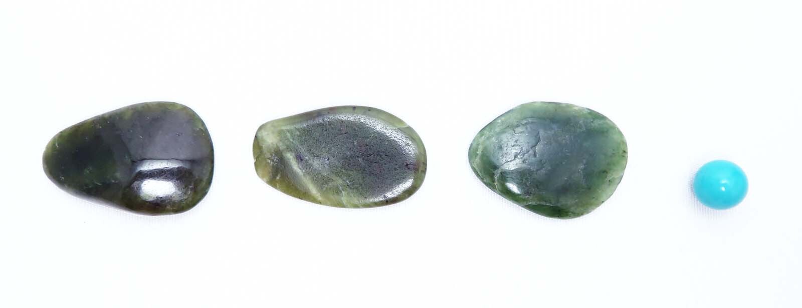 画像: ネフライト　ヒーリングストーン（フリーフォーム）