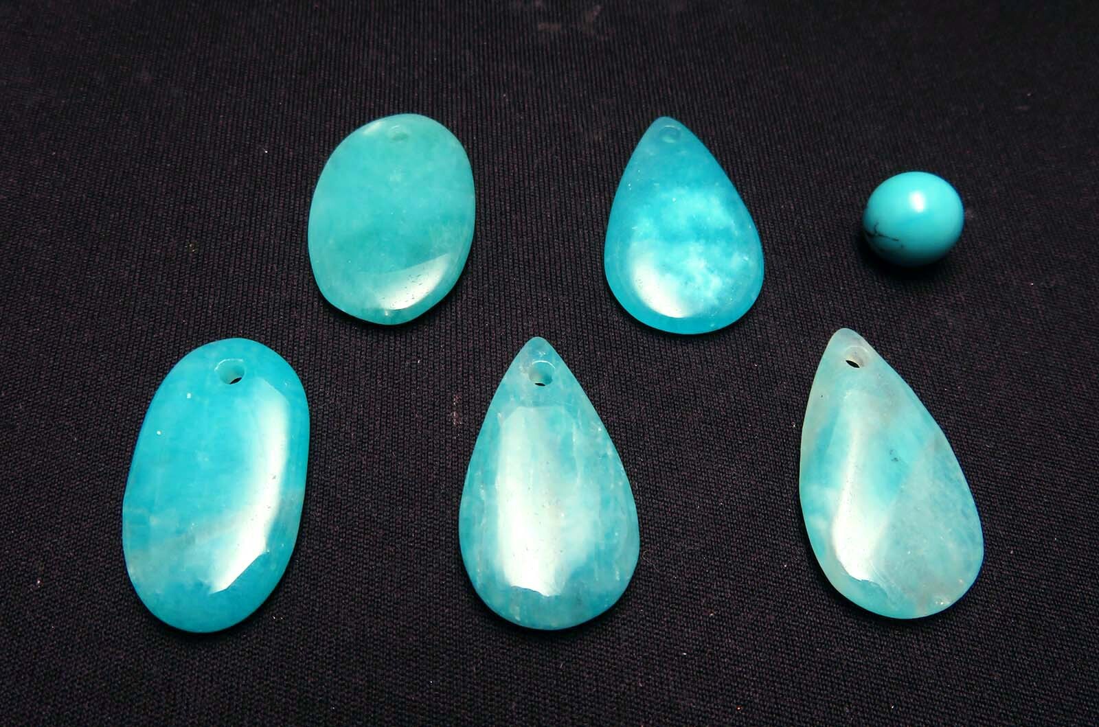 画像: アズマー　ルース・ヒーリングストーン（穴あき・小）