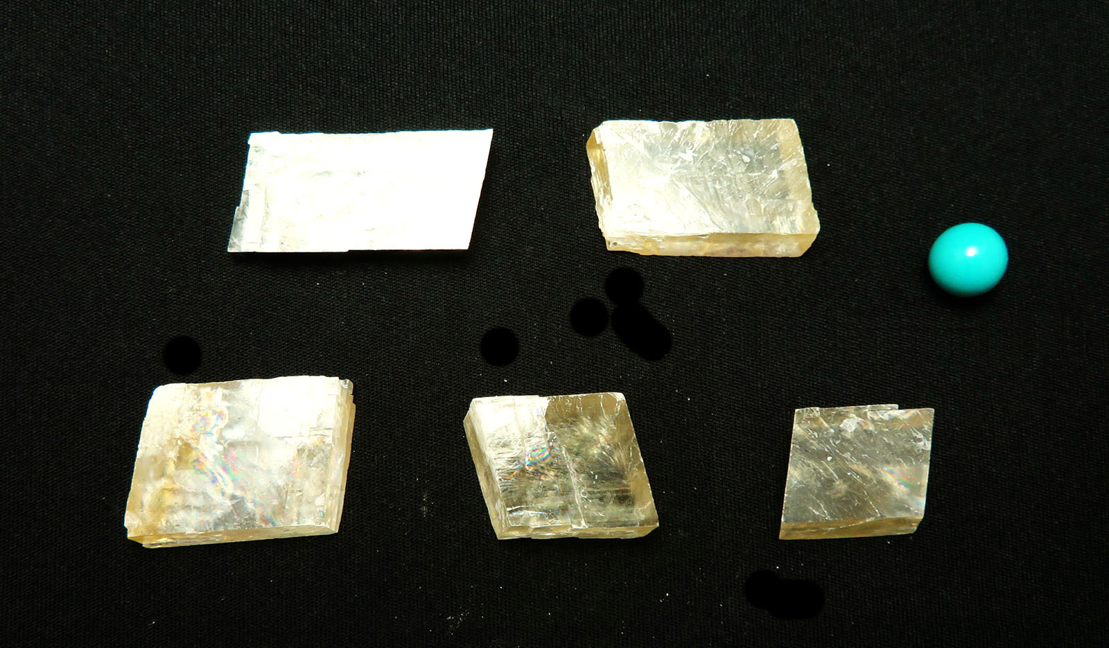 画像: ゴールデン オプティカルカルサイト（ハニーカルサイト） 原石（大）