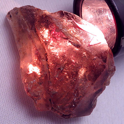 画像: ピンクファイアクォーツ（ティンカーベルクォーツ） 原石（大）
